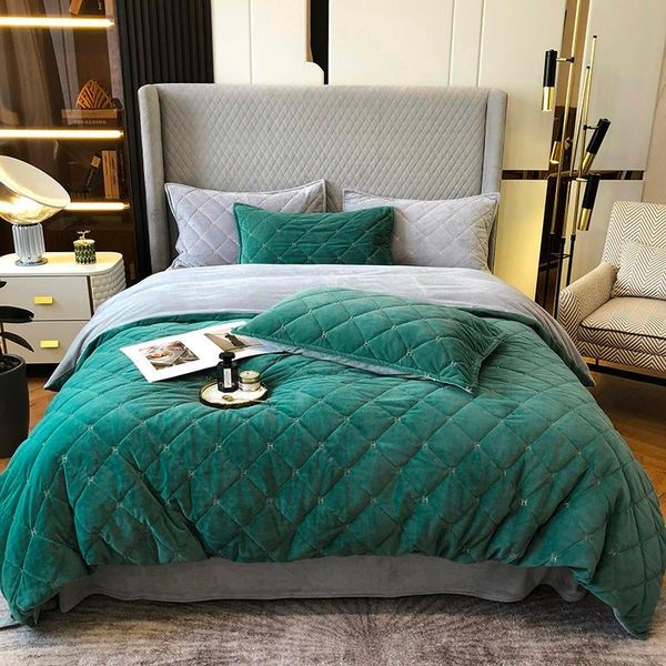 bedding sets luxurious velvet set super soft warm cozy quilted duvet cover with zipper king size 4pcs bed sheet pillowcases
bedding sets luxurious velvet set super soft warm cozy quilted duvet cover with zipper king size 4pcs bed sheet pillowcases
