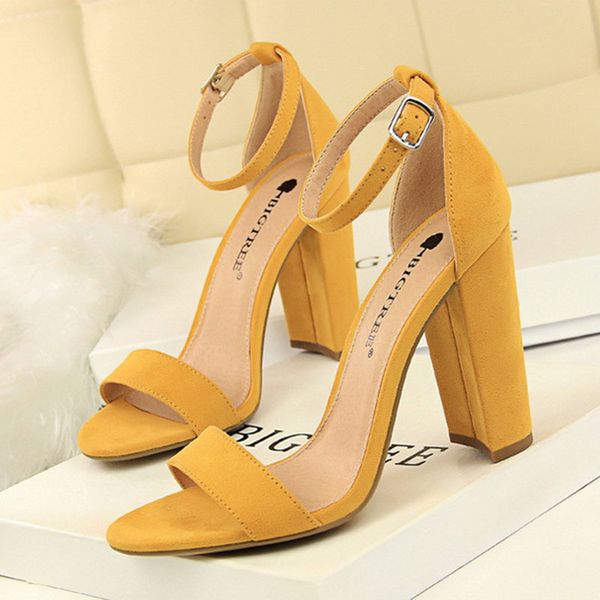 2021 summer high heels sandals women party shoes elegant women sandals brand woman heeled shoes square heel 10cm plus size a3225, Black
2021 summer high heels sandals women party shoes elegant women sandals brand woman heeled shoes square heel 10cm plus size a3225, Black