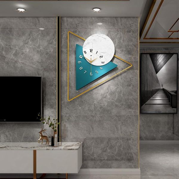 light luxury clock creative personality art modern minimalist wall living room home fashion decoration hanging clocks
light luxury clock creative personality art modern minimalist wall living room home fashion decoration hanging clocks
