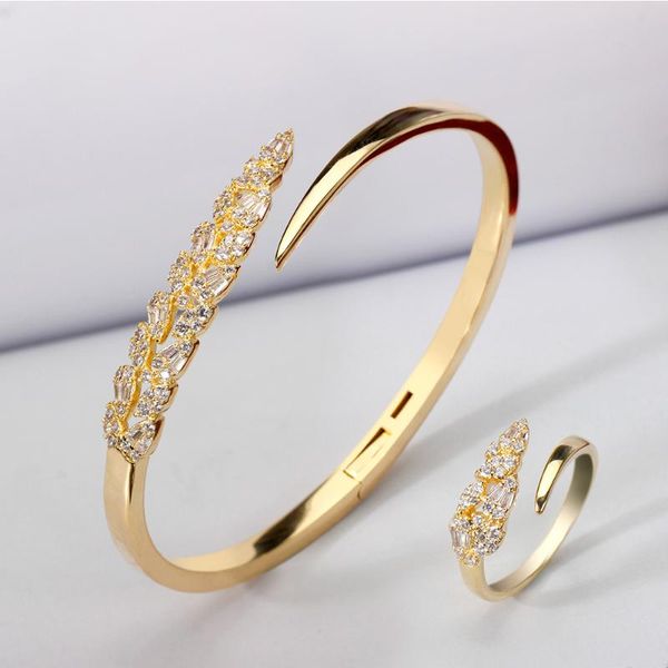 earrings & necklace bridetalk luxury bangle rings set for dubai women wedding full cubic zircon crystal cz bracelet party jewelry 2021, Silver
earrings & necklace bridetalk luxury bangle rings set for dubai women wedding full cubic zircon crystal cz bracelet party jewelry 2021, Silver