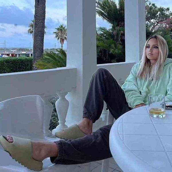 yeesy slide women men slippers desert sand bone resin sandal bench foam runner sneakers indoor outdoor brown football basketball soccer soot, Black
yeesy slide women men slippers desert sand bone resin sandal bench foam runner sneakers indoor outdoor brown football basketball soccer soot, Black