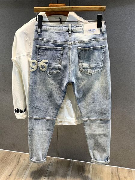 119-1214 embroidered light color ins logo jeans for men in autumn/winter korean fashion slimming small feet men's, Blue
119-1214 embroidered light color ins logo jeans for men in autumn/winter korean fashion slimming small feet men's, Blue
