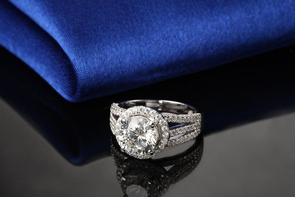 cluster rings excellent hollow solid 14k white gold true 2ct reliable diamond ring for women wedding romantic jewelry, Golden;silver
cluster rings excellent hollow solid 14k white gold true 2ct reliable diamond ring for women wedding romantic jewelry, Golden;silver