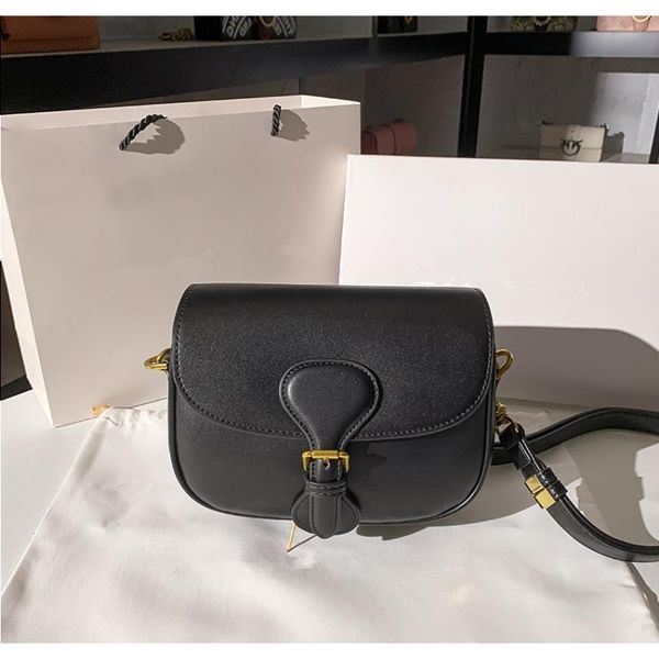 women's 2021 black handbag waist girl blue letter embroidered bags fashion lady messenger shoulder saddle bag designers handbag wan
women's 2021 black handbag waist girl blue letter embroidered bags fashion lady messenger shoulder saddle bag designers handbag wan