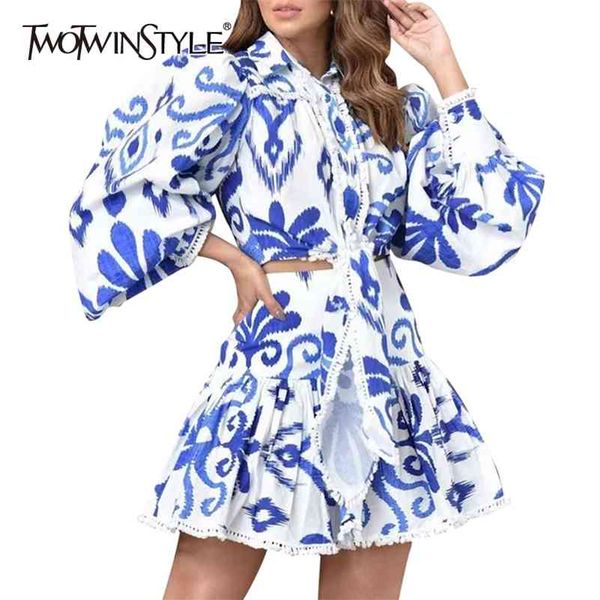 twotyle bowknot print hit color elegant two piece set for women lapel collar puff sleeve shirt high waist skirt female suit 210714, White
twotyle bowknot print hit color elegant two piece set for women lapel collar puff sleeve shirt high waist skirt female suit 210714, White