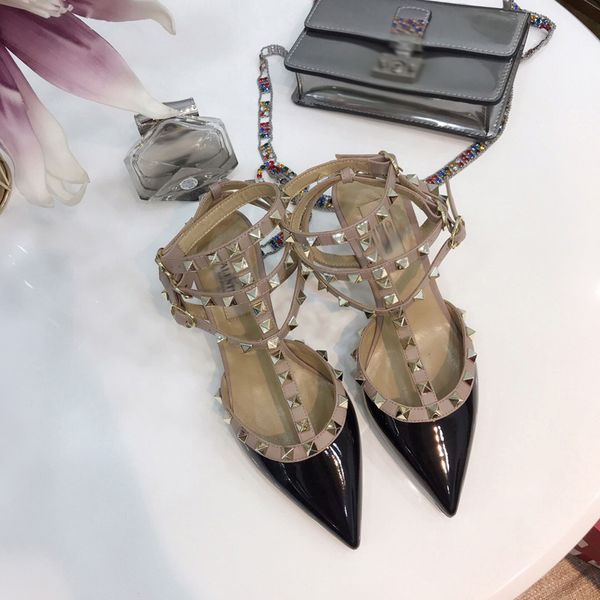2021 good quality fashion women luxurys designers shoes designer sandals womens luxury high heels sandal dress shoess with box size 35-41 -h, Black
2021 good quality fashion women luxurys designers shoes designer sandals womens luxury high heels sandal dress shoess with box size 35-41 -h, Black