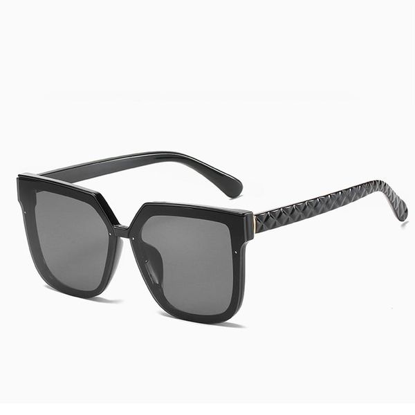 sunglasses 2021 fashion luxury retro mesh for women brand design ladies outdoor sports driving travel sun glasses shades eyewear, White;black
sunglasses 2021 fashion luxury retro mesh for women brand design ladies outdoor sports driving travel sun glasses shades eyewear, White;black