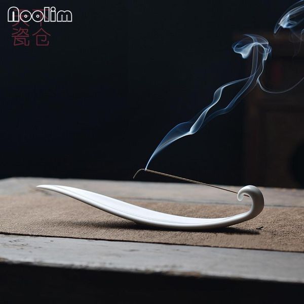 fragrance lamps jingdezhen ceramic willow leaf shape incense burner base stick holder censer home decor
fragrance lamps jingdezhen ceramic willow leaf shape incense burner base stick holder censer home decor
