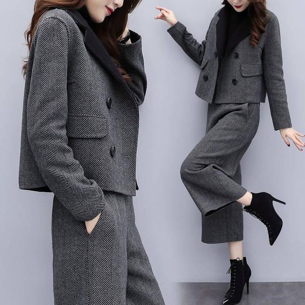 women's tracksuits 2021 autumn winter houndstooth two piece sets outfits women woolen coat and cropped wide leg pants suits office eleg, Gray
women's tracksuits 2021 autumn winter houndstooth two piece sets outfits women woolen coat and cropped wide leg pants suits office eleg, Gray
