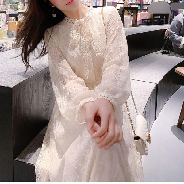 casual dresses 2021 women lace flower dress long gauze lantern sleeve voile midi bow female retro hook princess vestidos b06, Black;gray
casual dresses 2021 women lace flower dress long gauze lantern sleeve voile midi bow female retro hook princess vestidos b06, Black;gray