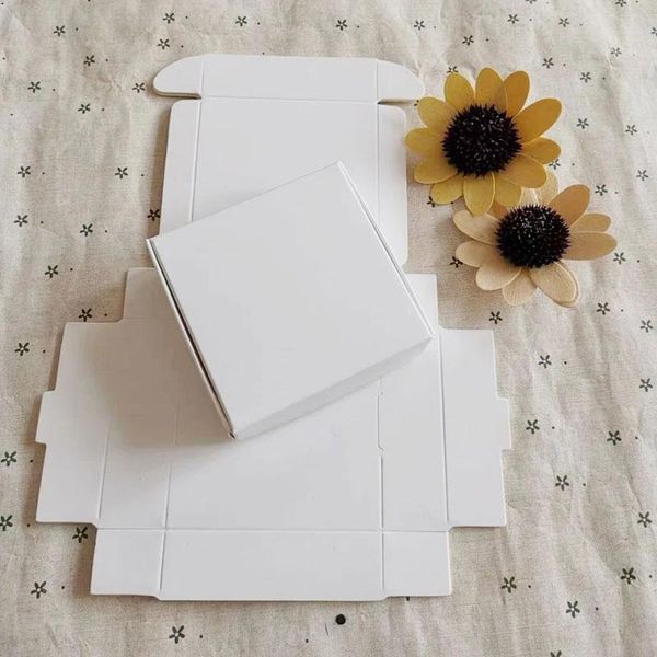 10pcs mulit-size kraft paper box airplane style craft gift boxes packaging candy present carton packing wrap
10pcs mulit-size kraft paper box airplane style craft gift boxes packaging candy present carton packing wrap
