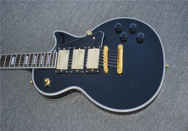 high-quality black electric guitar, mahogany and rosewood fingerboard. hardware, 3 pickups, red lulu binding
high-quality black electric guitar, mahogany and rosewood fingerboard. hardware, 3 pickups, red lulu binding
