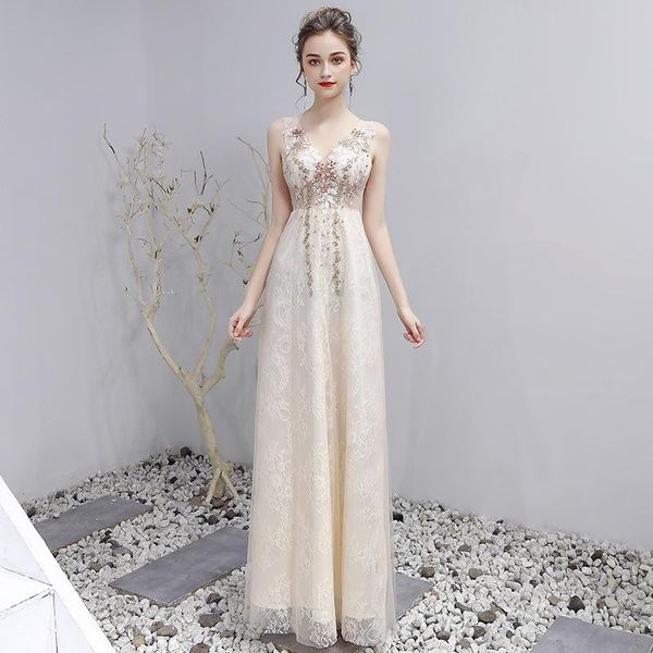 sweet hollow out lace applique lady pleated dresses v-neck off shoulder formal prom gown elegant floor-length banquet qipao ethnic clot, Red
sweet hollow out lace applique lady pleated dresses v-neck off shoulder formal prom gown elegant floor-length banquet qipao ethnic clot, Red