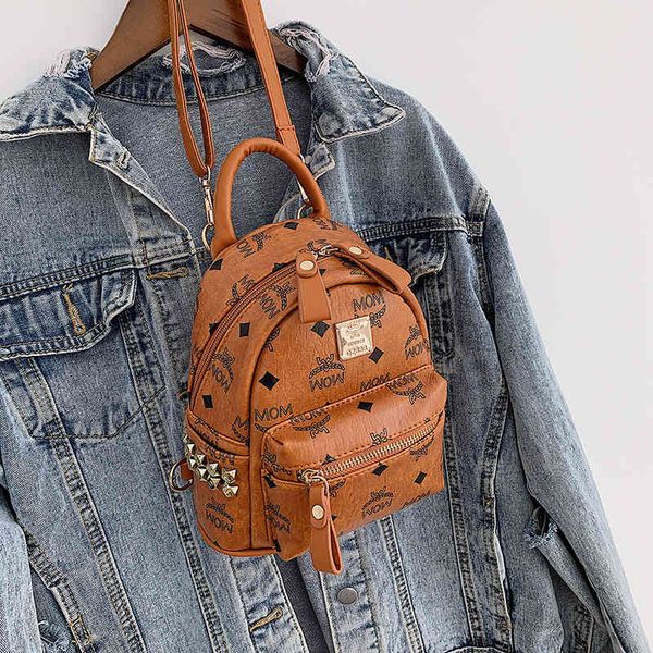 luxury design handbag chao double shoulder for women m letter print rivet pu leather spring summer backpack net red messenger bag
luxury design handbag chao double shoulder for women m letter print rivet pu leather spring summer backpack net red messenger bag