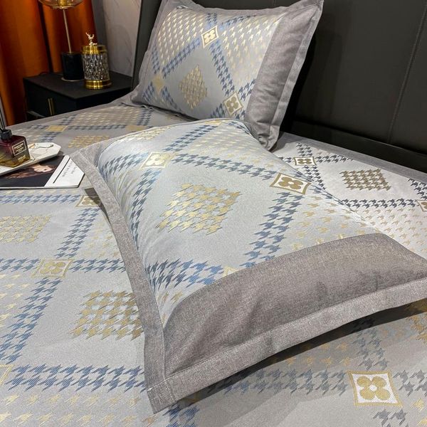 pillow case high-end ice silk summer cushion pillowcase single large student 48x74cm pair soft and comfortable bedding
pillow case high-end ice silk summer cushion pillowcase single large student 48x74cm pair soft and comfortable bedding