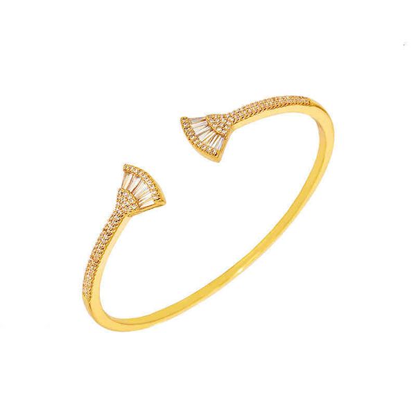 charm bracelets 01 fashion japan and south korea exquisite shining diamond inlaid shell fan-shaped ladder square small skirt open bracelet, Golden;silver
charm bracelets 01 fashion japan and south korea exquisite shining diamond inlaid shell fan-shaped ladder square small skirt open bracelet, Golden;silver