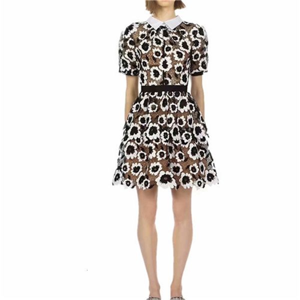 a line new arrival fashion designer runway women's dress puff short sleeve flowers embroidery black and white patchwork lace, Black;gray
a line new arrival fashion designer runway women's dress puff short sleeve flowers embroidery black and white patchwork lace, Black;gray