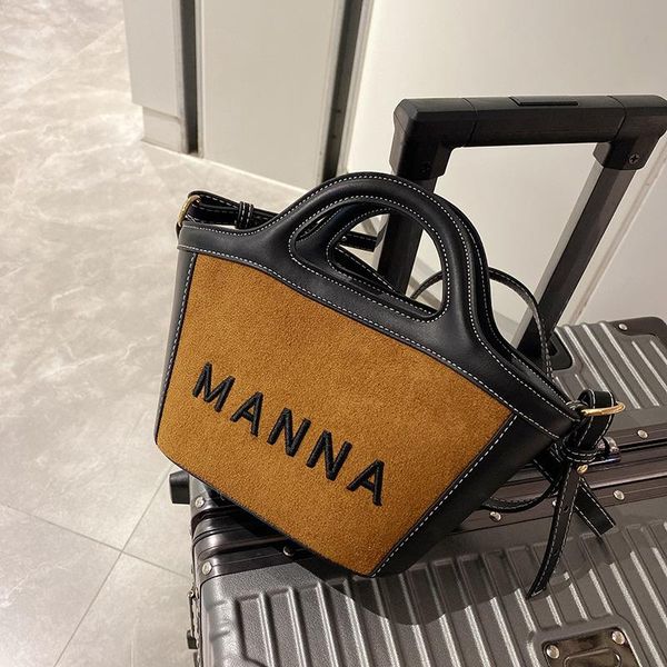 evening bags 2021 brand retro simple texture wild western style high-quality women's single shoulder crossbody bucket handbag
evening bags 2021 brand retro simple texture wild western style high-quality women's single shoulder crossbody bucket handbag