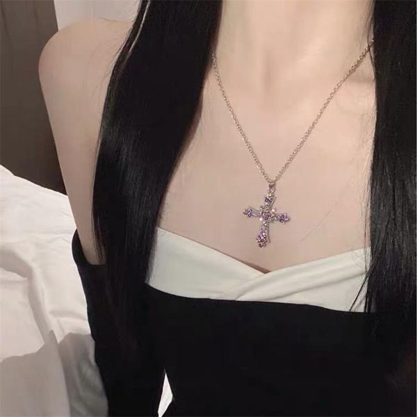 chains fashion creative pink purple diamond love cross retro necklace gothic niche design women's trendy jewelry, Silver
chains fashion creative pink purple diamond love cross retro necklace gothic niche design women's trendy jewelry, Silver