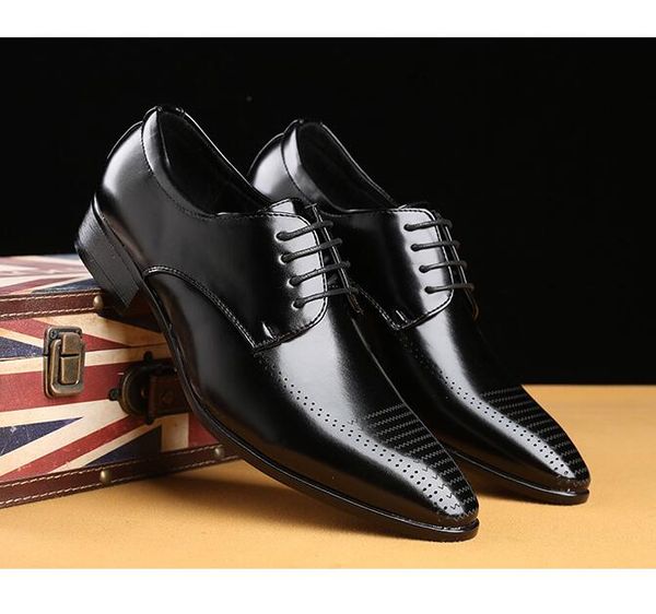new british breathable with tide men's pointed leather shoes restoring ancient ways of carve patterns on woodwork shoes, Black
new british breathable with tide men's pointed leather shoes restoring ancient ways of carve patterns on woodwork shoes, Black