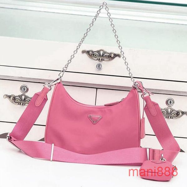 2pcs set fashionre-edition 2005 nylon bag luxurys designers shoulder bags for women chest pack lady tote chains handbags presbyopic purse
2pcs set fashionre-edition 2005 nylon bag luxurys designers shoulder bags for women chest pack lady tote chains handbags presbyopic purse