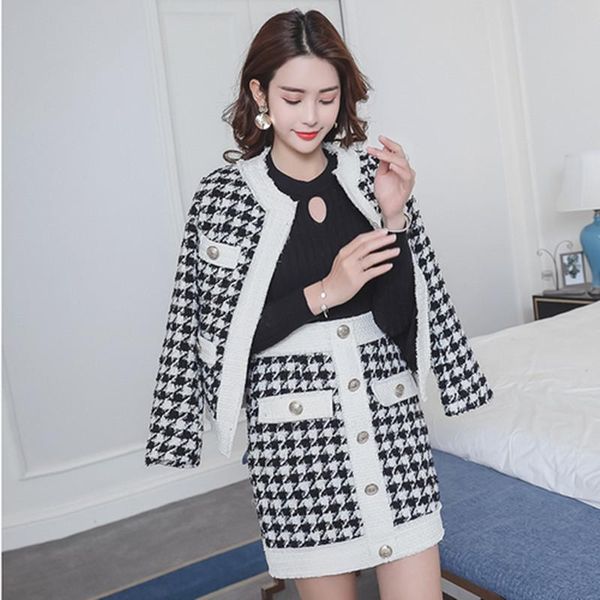 two piece dress runway high-end plaid tweed suits 2 set for women office lady double breasted short blazer jacket & mini skirt outfit, White
two piece dress runway high-end plaid tweed suits 2 set for women office lady double breasted short blazer jacket & mini skirt outfit, White