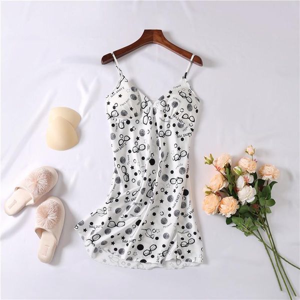 women's sleepwear summer printed nightgown women satin nightdress silky spaghetti strap nightwear female soft sleep dress white home, Black;red
women's sleepwear summer printed nightgown women satin nightdress silky spaghetti strap nightwear female soft sleep dress white home, Black;red