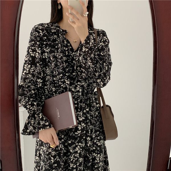 dresses korean cut flower waistband v-neck chiffon women versatile soft sweet autumn print mid length, Black;gray
dresses korean cut flower waistband v-neck chiffon women versatile soft sweet autumn print mid length, Black;gray