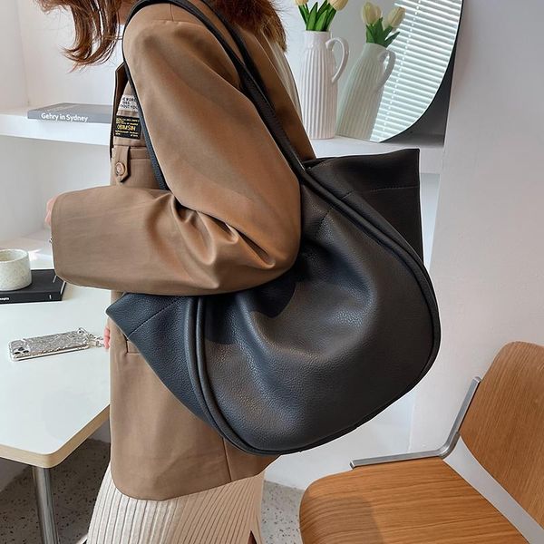 evening bags niche design casual large-capacity bag 2021 female autumn ins shoulder fashion retro tote width: 28cm
evening bags niche design casual large-capacity bag 2021 female autumn ins shoulder fashion retro tote width: 28cm
