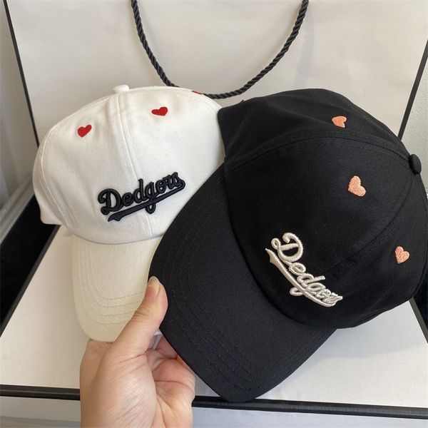 signature fashion letter embroidered cap simple casual everyday versatile couple love baseball cap zy, Blue;gray
signature fashion letter embroidered cap simple casual everyday versatile couple love baseball cap zy, Blue;gray