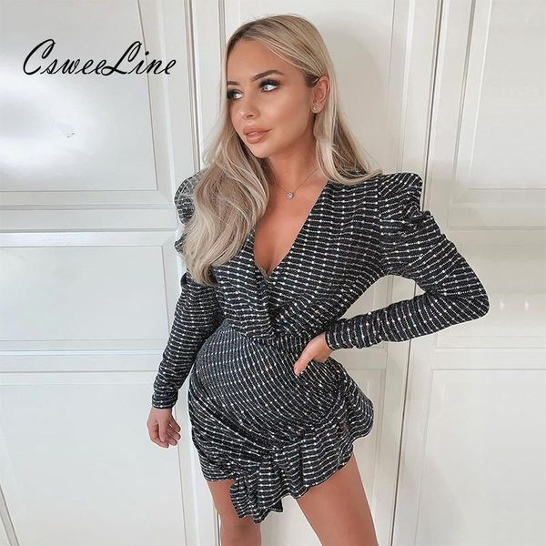 casual dresses trend v neck ruffles giltter party sequin dress women night club vestidos chic outfits 2021 runway, Black;gray
casual dresses trend v neck ruffles giltter party sequin dress women night club vestidos chic outfits 2021 runway, Black;gray