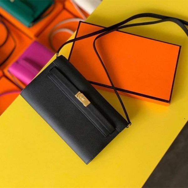 premium ladies carry a one-shoulder long bag that adjusts the strappy luxury gold buckle inclined shoulder woc card package
premium ladies carry a one-shoulder long bag that adjusts the strappy luxury gold buckle inclined shoulder woc card package