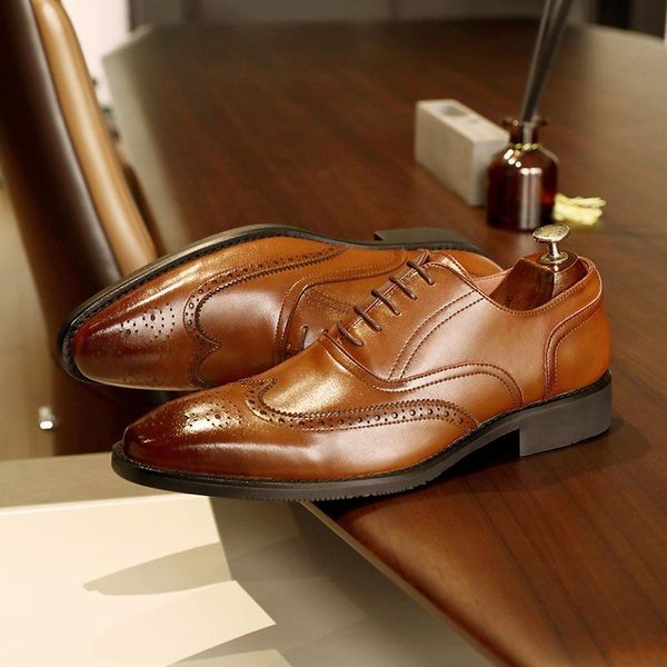 brock carved leather shoes men's rubber sole elegant cow jin loafers for men dress, Black
brock carved leather shoes men's rubber sole elegant cow jin loafers for men dress, Black