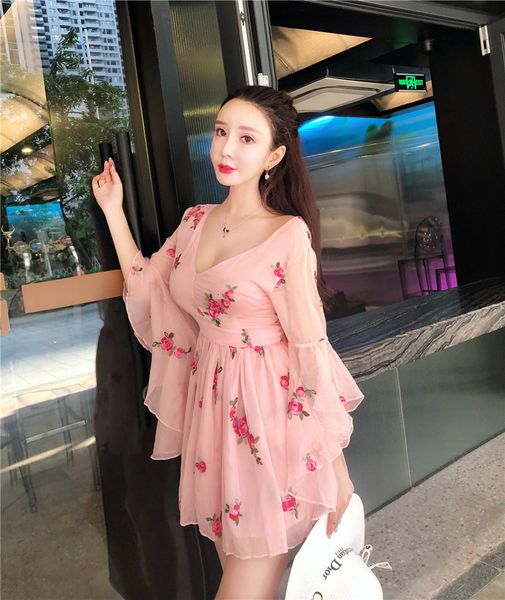 a line print new arrival fashion summer flowers long women pink flare sleeve v-neck vintage party dress, Black;gray
a line print new arrival fashion summer flowers long women pink flare sleeve v-neck vintage party dress, Black;gray