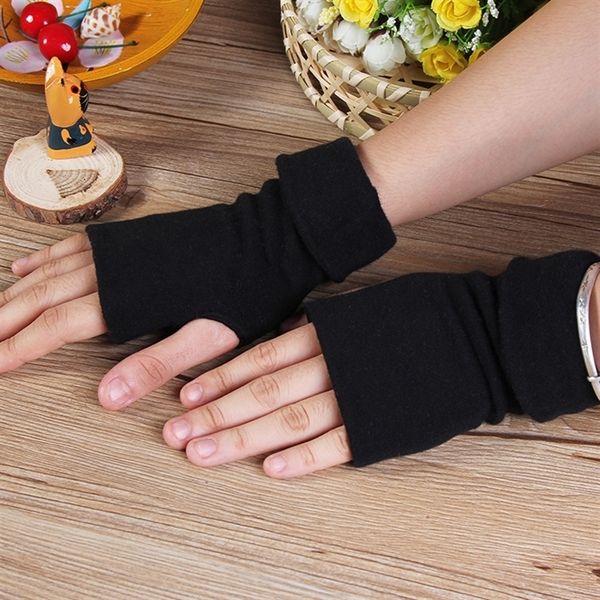 2xx double mittens less gloves layer anime black pure half finer winter cotton and double layer anime gloves black pure half finer winter w, Blue;gray
2xx double mittens less gloves layer anime black pure half finer winter cotton and double layer anime gloves black pure half finer winter w, Blue;gray