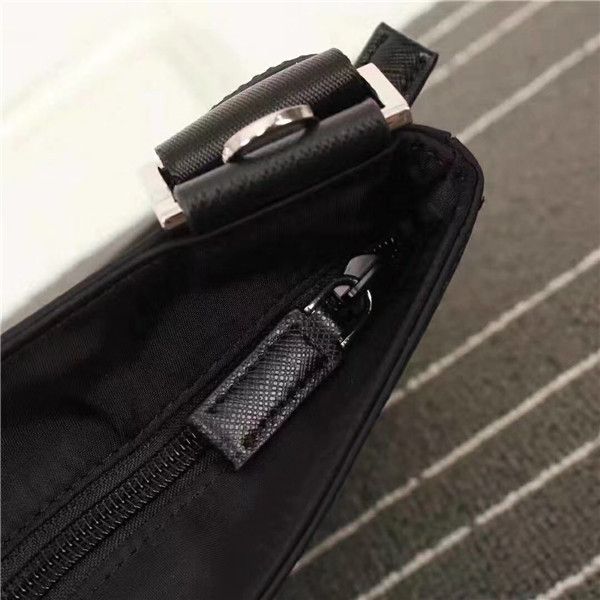 2021 global 0978 size 24cm 22cm 1cm classic luxury bag canvas leather cowhide men's shoulder bag handbag
2021 global 0978 size 24cm 22cm 1cm classic luxury bag canvas leather cowhide men's shoulder bag handbag