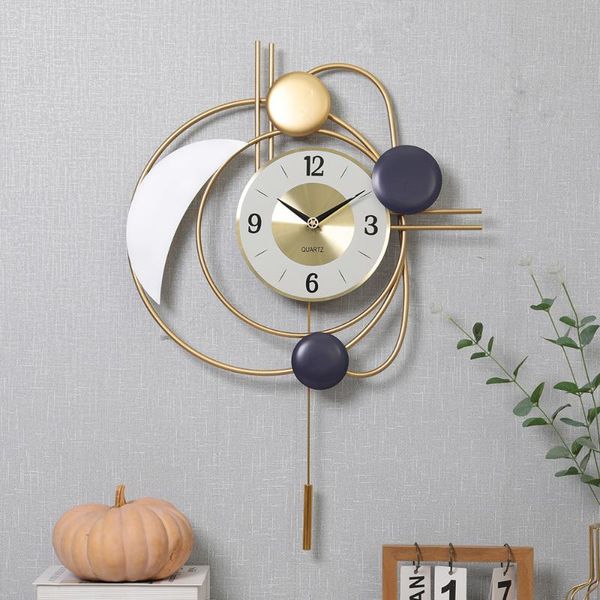 wall clocks 2021 nordic silent clock swing home living room decoration modern creative light luxury watch product
wall clocks 2021 nordic silent clock swing home living room decoration modern creative light luxury watch product