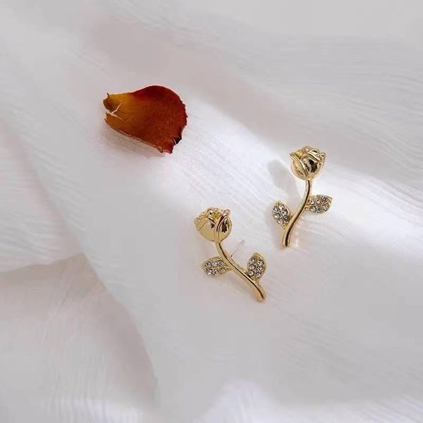 stud rose earring women sweet earrings woman cute fashion elegant lady wedding jewelry ladies gold color trendy metal brincos, Golden;silver
stud rose earring women sweet earrings woman cute fashion elegant lady wedding jewelry ladies gold color trendy metal brincos, Golden;silver