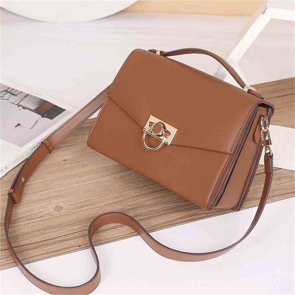 women luxurys designers bags 2021 hendrix postman's star same hand-held cowhide with cross carryi designer handbag handbags totes cross
women luxurys designers bags 2021 hendrix postman's star same hand-held cowhide with cross carryi designer handbag handbags totes cross