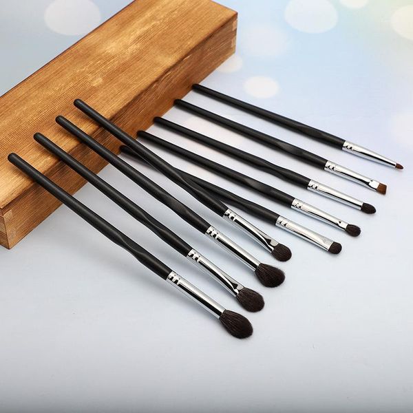 9pcs fashion eye makeup brush shadow concealer eyebrow micro wool copper tube theater1
9pcs fashion eye makeup brush shadow concealer eyebrow micro wool copper tube theater1