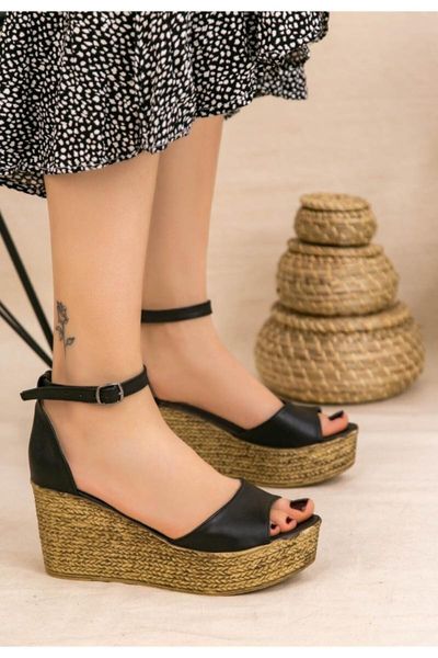 sandals women's black skin wedges 
sandals women's black skin wedges