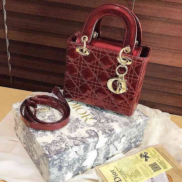 bag women's advanced feeling small fragrance single shoulder messenger bag versatile ins leisure small fresh net red lattice zly
bag women's advanced feeling small fragrance single shoulder messenger bag versatile ins leisure small fresh net red lattice zly