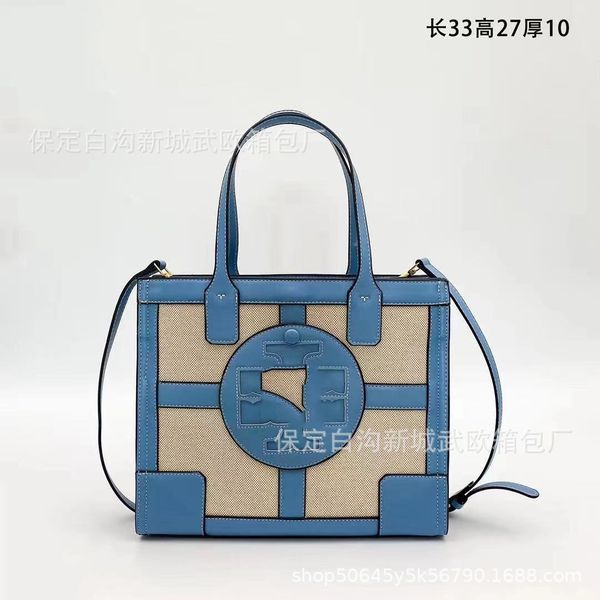 luxury design new versatile wandering bag single shoulder commuter bag shopping portable tote luxury purses
luxury design new versatile wandering bag single shoulder commuter bag shopping portable tote luxury purses