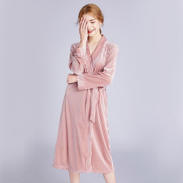 autumn velvet robe wedding gown women sleepwear embroidery bridesmaid cardigan nightdress pajamas, Black;red
autumn velvet robe wedding gown women sleepwear embroidery bridesmaid cardigan nightdress pajamas, Black;red