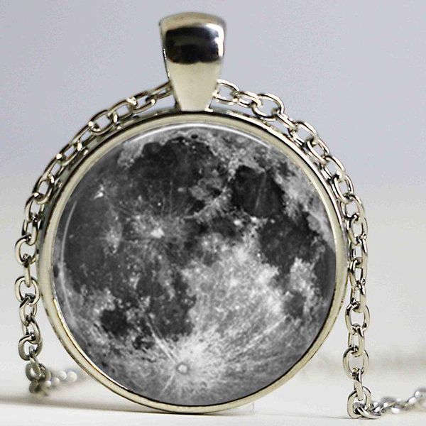 fashion moon pendant necklace vintage silver color statement chain glass cabochon fine jewelry necklaces
fashion moon pendant necklace vintage silver color statement chain glass cabochon fine jewelry necklaces