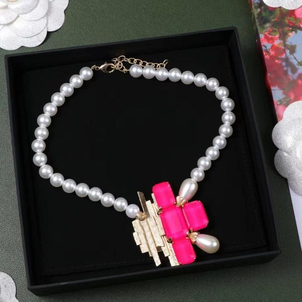 chains 2021 pearl pink color crystal pendant necklace brooch luxury women designer runway trend, Silver
chains 2021 pearl pink color crystal pendant necklace brooch luxury women designer runway trend, Silver