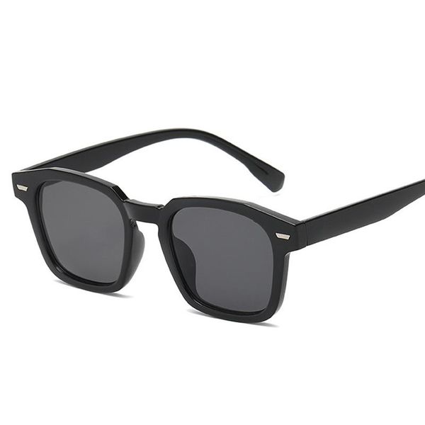 sunglasses 2021 fashion irregular polygon trend personality retro ins women street driving glasses men, White;black
sunglasses 2021 fashion irregular polygon trend personality retro ins women street driving glasses men, White;black