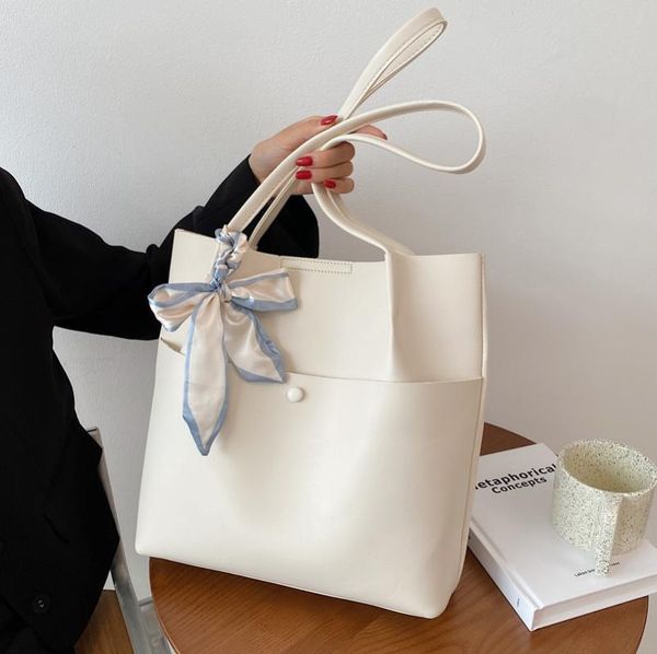 evening bags fashion women bucket shoulder designer ladies handbag and purse pu leather travel with silk scarf female big tote
evening bags fashion women bucket shoulder designer ladies handbag and purse pu leather travel with silk scarf female big tote