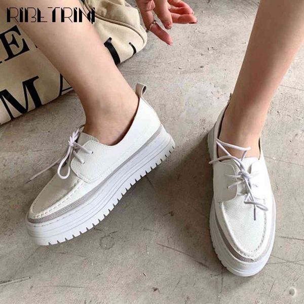 dress shoes brand female lace up solid platform round toe vulcanized women concise classic comfy shoes, Black
dress shoes brand female lace up solid platform round toe vulcanized women concise classic comfy shoes, Black