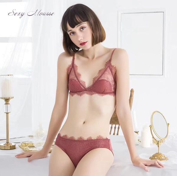 bras sets mousse lace women lingerie thin cup bra and panties arrival big size wire 2021 luxurious, Red;black
bras sets mousse lace women lingerie thin cup bra and panties arrival big size wire 2021 luxurious, Red;black